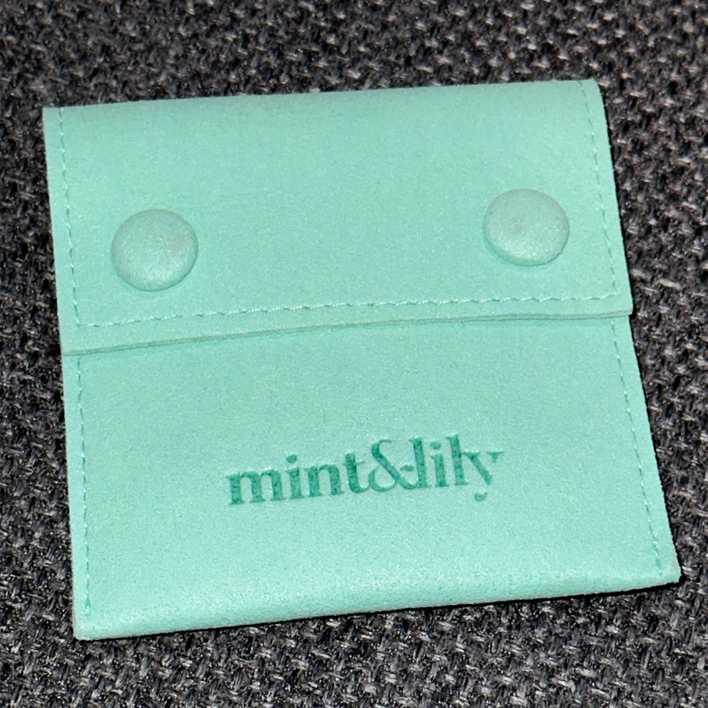 Women's Jewelry Pouch - Green